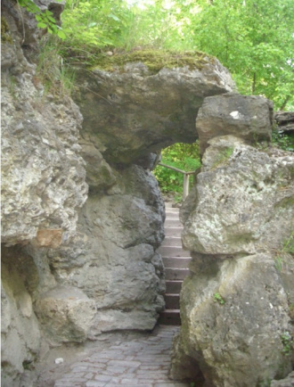 Travertinsteindurchgang zur Ilm/Nadelöhr