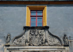 Wappen von Friedrich I. von Sachsen am Tor der alten Burg